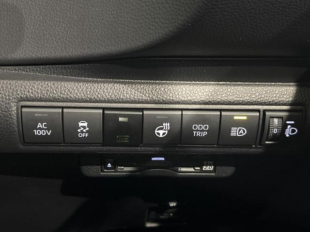 カローラツーリング ハイブリッド　ダブルバイビー　改良後　純正１０．５型ナビ　バックカメラ　ブラインドスポットモニター　パーキングサポートブレーキ　シートヒーター　ステアリングヒーター　ヘッドアップディスプレイ　１２．３型カラーメーター　ＬＥＤヘッド（34枚目）