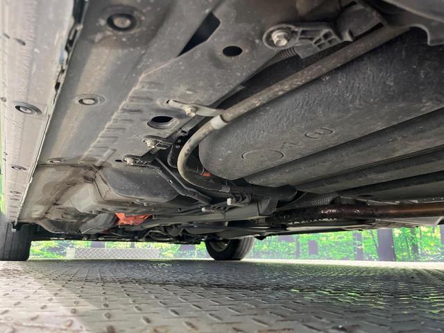 シエンタ ハイブリッドＧ　クエロ　後期　純正ナビ　全周囲カメラ　１２．１型純正後席モニター　セーフティセンス　クリアランスソナー　クルーズコントロール　両側電動スライド　オートレベリング機能付ＬＥＤヘッド　オートライト　スマートキー（21枚目）