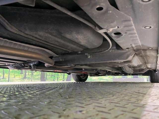 シエンタ ハイブリッドＧ　クエロ　後期　純正ナビ　全周囲カメラ　１２．１型純正後席モニター　セーフティセンス　クリアランスソナー　クルーズコントロール　両側電動スライド　オートレベリング機能付ＬＥＤヘッド　オートライト　スマートキー（22枚目）