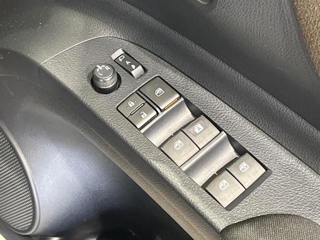 シエンタ ハイブリッドＧ　クエロ　後期　純正ナビ　全周囲カメラ　１２．１型純正後席モニター　セーフティセンス　クリアランスソナー　クルーズコントロール　両側電動スライド　オートレベリング機能付ＬＥＤヘッド　オートライト　スマートキー（43枚目）