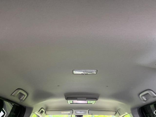 シエンタ ハイブリッドＧ　クエロ　後期　純正ナビ　全周囲カメラ　１２．１型純正後席モニター　セーフティセンス　クリアランスソナー　クルーズコントロール　両側電動スライド　オートレベリング機能付ＬＥＤヘッド　オートライト　スマートキー（45枚目）