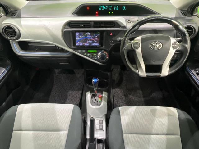 アクア Ｓ　純正ナビ　フルセグ　バックカメラ　ＬＥＤヘッド　スマートキー　ＥＴＣ　シートリフター　オートエアコン　パワーウィンドゥ　電動格納ドアミラー　シートバックポケット　プライバシーガラス　フルエアロ　禁煙車（2枚目）