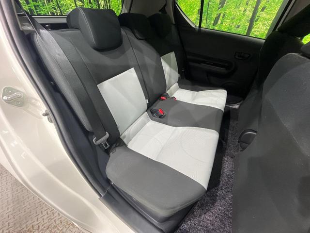 アクア Ｓ　純正ナビ　フルセグ　バックカメラ　ＬＥＤヘッド　スマートキー　ＥＴＣ　シートリフター　オートエアコン　パワーウィンドゥ　電動格納ドアミラー　シートバックポケット　プライバシーガラス　フルエアロ　禁煙車（9枚目）