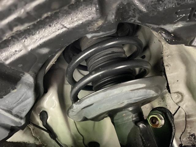 アクア Ｓ　純正ナビ　フルセグ　バックカメラ　ＬＥＤヘッド　スマートキー　ＥＴＣ　シートリフター　オートエアコン　パワーウィンドゥ　電動格納ドアミラー　シートバックポケット　プライバシーガラス　フルエアロ　禁煙車（20枚目）