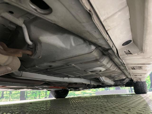 アクア Ｓ　純正ナビ　フルセグ　バックカメラ　ＬＥＤヘッド　スマートキー　ＥＴＣ　シートリフター　オートエアコン　パワーウィンドゥ　電動格納ドアミラー　シートバックポケット　プライバシーガラス　フルエアロ　禁煙車（22枚目）