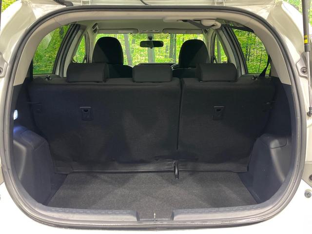 アクア Ｓ　純正ナビ　フルセグ　バックカメラ　ＬＥＤヘッド　スマートキー　ＥＴＣ　シートリフター　オートエアコン　パワーウィンドゥ　電動格納ドアミラー　シートバックポケット　プライバシーガラス　フルエアロ　禁煙車（42枚目）