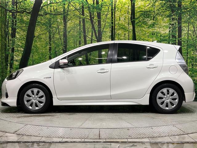 アクア Ｓ　純正ナビ　フルセグ　バックカメラ　ＬＥＤヘッド　スマートキー　ＥＴＣ　シートリフター　オートエアコン　パワーウィンドゥ　電動格納ドアミラー　シートバックポケット　プライバシーガラス　フルエアロ　禁煙車（48枚目）