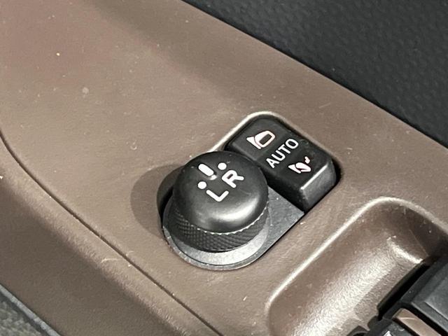 ルーミー Ｘ　Ｓ　ＳＤナビ　バックカメラ　スマートアシスト３　コーナーセンサー　片側電動スライド　スマートキー　ＥＴＣ　オートライト　オートハイビーム　アイドリングストップ　エアコン　電動格納ドアミラー　禁煙車（38枚目）