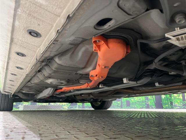 アクア Ｇソフトレザーセレクション　後期　純正ナビ　フルセグ　バックカメラ　セーフティセンス　ＬＥＤヘッドライト　オートライト　シートヒーター　スマートキー　オプション１５インチアルミ　クルーズコントロール　ナノイー付オートエアコン（22枚目）