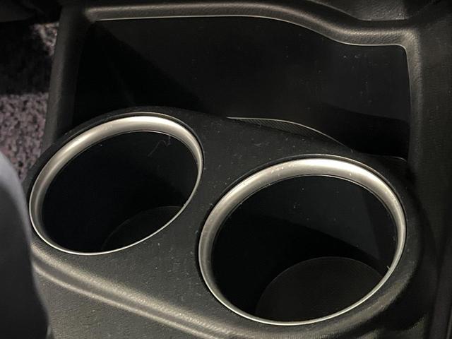 アクア Ｇソフトレザーセレクション　後期　純正ナビ　フルセグ　バックカメラ　セーフティセンス　ＬＥＤヘッドライト　オートライト　シートヒーター　スマートキー　オプション１５インチアルミ　クルーズコントロール　ナノイー付オートエアコン（29枚目）