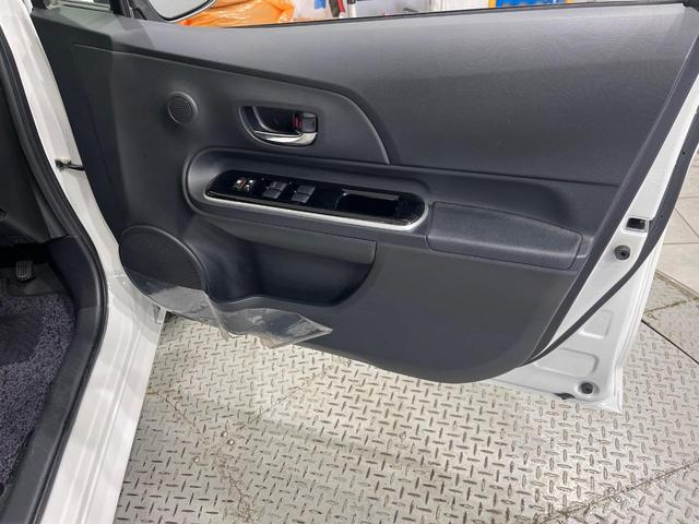 アクア Ｇソフトレザーセレクション　後期　純正ナビ　フルセグ　バックカメラ　セーフティセンス　ＬＥＤヘッドライト　オートライト　シートヒーター　スマートキー　オプション１５インチアルミ　クルーズコントロール　ナノイー付オートエアコン（43枚目）