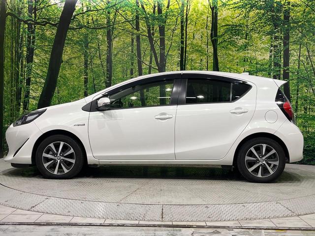 アクア Ｇソフトレザーセレクション　後期　純正ナビ　フルセグ　バックカメラ　セーフティセンス　ＬＥＤヘッドライト　オートライト　シートヒーター　スマートキー　オプション１５インチアルミ　クルーズコントロール　ナノイー付オートエアコン（52枚目）