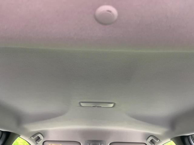 プリウス S 後期 セーフティセンス レーダークルーズ クリアランスソナー LEDヘッドライト オートライト スマートキー 合皮巻きステアリング オートエアコン シートリフター 6スピーカー 電動格納ドアミラー(45枚目)