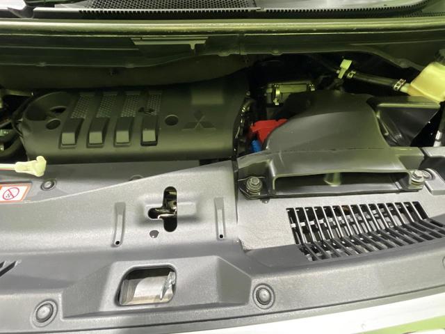 デリカＤ：５ Ｐ　後期　４ＷＤ　ディーゼル　アルパインＢＩＧＸ１１型ナビ　全周囲カメラ　電動サイドステップ　ｅ－アシスト　レーダークルーズ　パワーシート　シートヒーター　パワーバックドア　両側電動スライド　パドルシフト（18枚目）