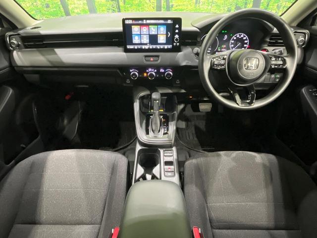 ヴェゼル ｅ：ＨＥＶ　Ｘ　純正９型コネクトナビ　バックカメラ　ホンダセンシング　アダプティブクルーズ　パーキングセンサー　ＬＥＤヘッドライト　ワイヤレス充電　スマートキー　オートエアコン　ＥＴＣ　ステアリングスイッチ　禁煙車（2枚目）
