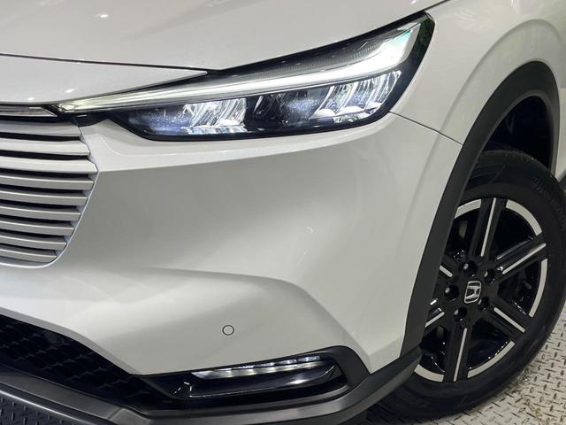 ヴェゼル ｅ：ＨＥＶ　Ｘ　純正９型コネクトナビ　バックカメラ　ホンダセンシング　アダプティブクルーズ　パーキングセンサー　ＬＥＤヘッドライト　ワイヤレス充電　スマートキー　オートエアコン　ＥＴＣ　ステアリングスイッチ　禁煙車（12枚目）