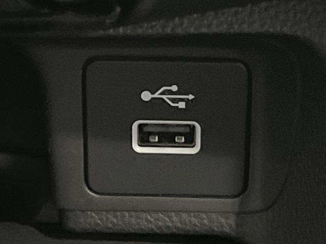 ヴェゼル ｅ：ＨＥＶ　Ｘ　純正９型コネクトナビ　バックカメラ　ホンダセンシング　アダプティブクルーズ　パーキングセンサー　ＬＥＤヘッドライト　ワイヤレス充電　スマートキー　オートエアコン　ＥＴＣ　ステアリングスイッチ　禁煙車（37枚目）