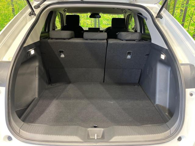 ヴェゼル ｅ：ＨＥＶ　Ｘ　純正９型コネクトナビ　バックカメラ　ホンダセンシング　アダプティブクルーズ　パーキングセンサー　ＬＥＤヘッドライト　ワイヤレス充電　スマートキー　オートエアコン　ＥＴＣ　ステアリングスイッチ　禁煙車（48枚目）