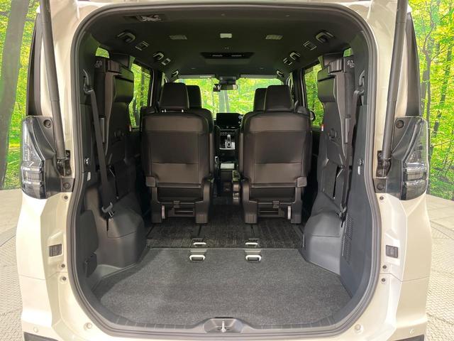 ヴォクシー ハイブリッドＳ－Ｚ　純正１０．５型ナビ　全周囲カメラ　快適利便ＰＫＧ　三眼ＬＥＤ　ユニバーサルステップ　パワーバックドア　両側電動スライド　セーフティセンス　レーダークルーズ　シートヒーター　ステアリングヒーター（11枚目）