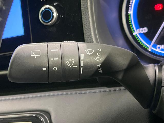 ヴォクシー ハイブリッドＳ－Ｚ　純正１０．５型ナビ　全周囲カメラ　快適利便ＰＫＧ　三眼ＬＥＤ　ユニバーサルステップ　パワーバックドア　両側電動スライド　セーフティセンス　レーダークルーズ　シートヒーター　ステアリングヒーター（32枚目）