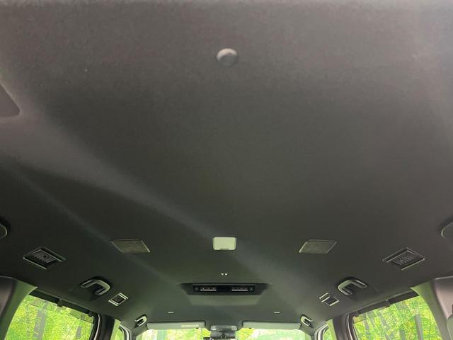 ヴォクシー ハイブリッドＳ－Ｚ　純正１０．５型ナビ　全周囲カメラ　快適利便ＰＫＧ　三眼ＬＥＤ　ユニバーサルステップ　パワーバックドア　両側電動スライド　セーフティセンス　レーダークルーズ　シートヒーター　ステアリングヒーター（41枚目）