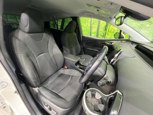 プリウス Ａ　後期　Ｔコネクト１１．６型ナビ　バックカメラ　セーフティセンス　ブラインドスポットモニター　クリアランスソナー　パーキングアシスト　レーダークルーズ　パワーシート　ＬＥＤヘッド　スマートキー　禁煙車（8枚目）