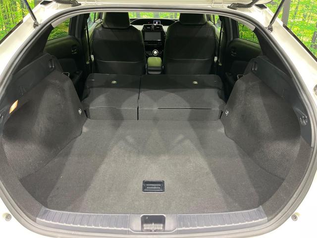 プリウス Ａツーリングセレクション　純正９型ナビ　フルセグ　バックカメラ　セーフティセンス　ブラインドスポットモニター　レーダークルーズ　クリアランスソナー　パーキングアシスト　黒合皮シート　シートヒーター　ＬＥＤヘッド　オートライト（10枚目）