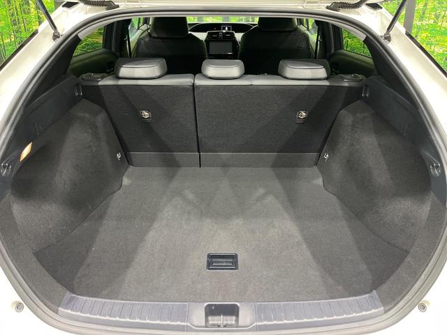 プリウス Ａツーリングセレクション　純正９型ナビ　フルセグ　バックカメラ　セーフティセンス　ブラインドスポットモニター　レーダークルーズ　クリアランスソナー　パーキングアシスト　黒合皮シート　シートヒーター　ＬＥＤヘッド　オートライト（50枚目）