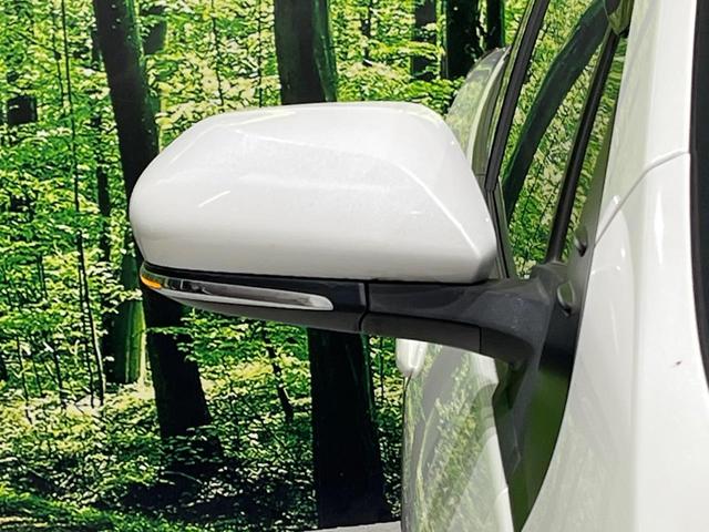 プリウス Ａツーリングセレクション　純正９型ナビ　フルセグ　バックカメラ　セーフティセンス　ブラインドスポットモニター　レーダークルーズ　クリアランスソナー　パーキングアシスト　黒合皮シート　シートヒーター　ＬＥＤヘッド　オートライト（52枚目）