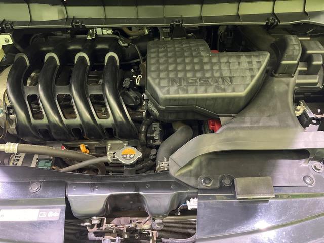 セレナ ハイウェイスターＶ　後期　セーフティパックＡ　純正１０型ナビ　後席モニター　全周囲カメラ　プロパイロット　デジタルインナーミラー　ブラインドスポットモニター　ハンズフリー両側電動スライド　ＬＥＤヘッドライト　オートライト（18枚目）