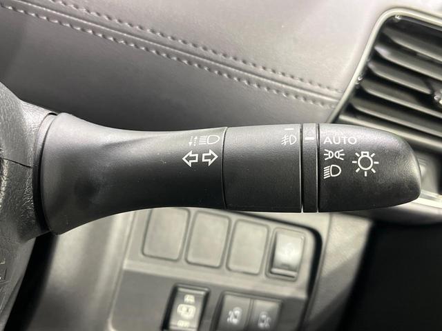 セレナ ハイウェイスターＶ　後期　セーフティパックＡ　純正１０型ナビ　後席モニター　全周囲カメラ　プロパイロット　デジタルインナーミラー　ブラインドスポットモニター　ハンズフリー両側電動スライド　ＬＥＤヘッドライト　オートライト（36枚目）