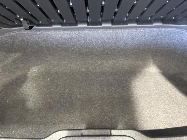 セレナ ハイウェイスターＶ　後期　セーフティパックＡ　純正１０型ナビ　後席モニター　全周囲カメラ　プロパイロット　デジタルインナーミラー　ブラインドスポットモニター　ハンズフリー両側電動スライド　ＬＥＤヘッドライト　オートライト（50枚目）