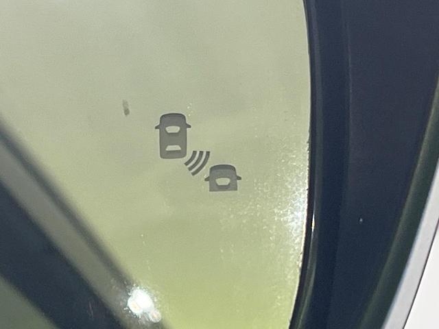 セレナ ハイウェイスターＶ　後期　セーフティパックＡ　純正１０型ナビ　後席モニター　全周囲カメラ　プロパイロット　デジタルインナーミラー　ブラインドスポットモニター　ハンズフリー両側電動スライド　ＬＥＤヘッドライト　オートライト（52枚目）