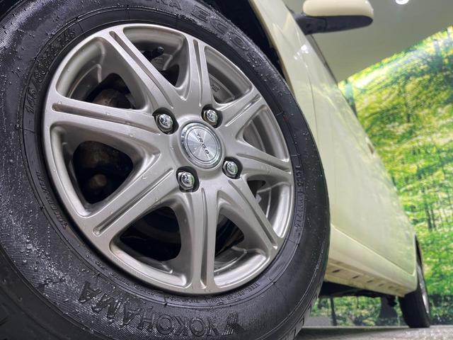 エッセ ＶＳ　メモリアルエディション　純正ＣＤオーディオ　リモコンキー　電動格納ドアミラー　プライバシーガラス　エアコン　シートバックポケット　エアバック　禁煙車（13枚目）