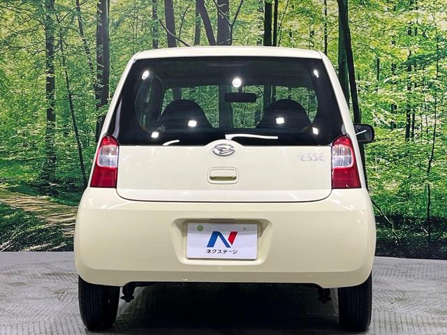 エッセ ＶＳ　メモリアルエディション　純正ＣＤオーディオ　リモコンキー　電動格納ドアミラー　プライバシーガラス　エアコン　シートバックポケット　エアバック　禁煙車（15枚目）