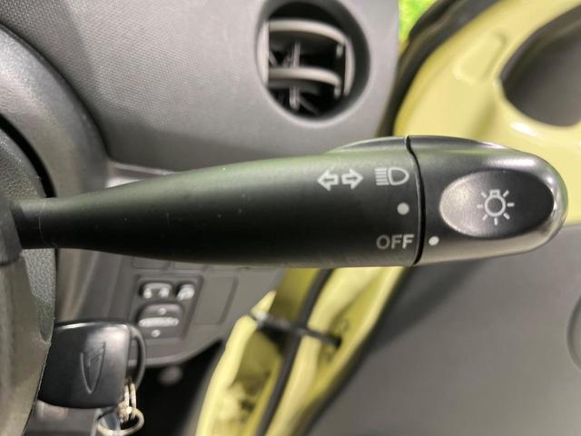 エッセ ＶＳ　メモリアルエディション　純正ＣＤオーディオ　リモコンキー　電動格納ドアミラー　プライバシーガラス　エアコン　シートバックポケット　エアバック　禁煙車（39枚目）