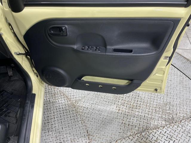 エッセ ＶＳ　メモリアルエディション　純正ＣＤオーディオ　リモコンキー　電動格納ドアミラー　プライバシーガラス　エアコン　シートバックポケット　エアバック　禁煙車（41枚目）