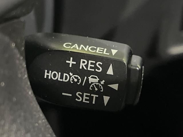 ランドクルーザープラド ＴＸ　Ｌパッケージ　後期　ディーゼル　ムーンルーフ　７人乗　純正９型ナビ　バックカメラ　ＲＡＹＳアルミ　ＢＦグッドリッチタイヤ　ルーフレール　黒革シート　ベンチレーション　シートヒーター　パワーシート　セーフティセンス（7枚目）