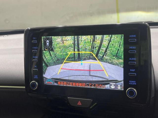 ヤリスクロス ハイブリッドＺ　純正８型ディスプレイオーディオ　バックカメラ　パワーバックドア　セーフティセンス　レーダークルーズ　ドラレコ　ＥＴＣ　スマートキー　ＬＥＤヘッドライト　オートライト　パワーシート　禁煙車（5枚目）