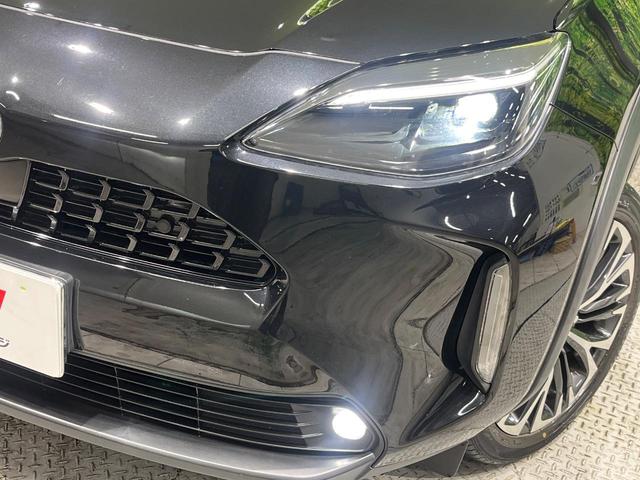 ヤリスクロス ハイブリッドＺ　純正８型ディスプレイオーディオ　バックカメラ　パワーバックドア　セーフティセンス　レーダークルーズ　ドラレコ　ＥＴＣ　スマートキー　ＬＥＤヘッドライト　オートライト　パワーシート　禁煙車（12枚目）