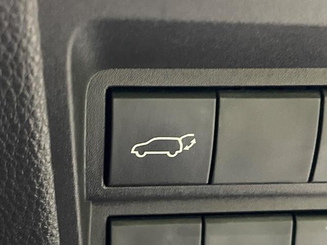 ヤリスクロス ハイブリッドＺ　純正８型ディスプレイオーディオ　バックカメラ　パワーバックドア　セーフティセンス　レーダークルーズ　ドラレコ　ＥＴＣ　スマートキー　ＬＥＤヘッドライト　オートライト　パワーシート　禁煙車（38枚目）