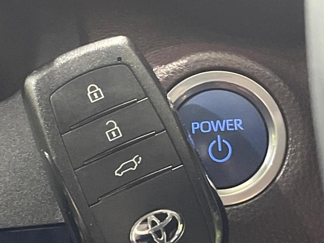 ヤリスクロス ハイブリッドＺ　純正８型ディスプレイオーディオ　バックカメラ　パワーバックドア　セーフティセンス　レーダークルーズ　ドラレコ　ＥＴＣ　スマートキー　ＬＥＤヘッドライト　オートライト　パワーシート　禁煙車（41枚目）