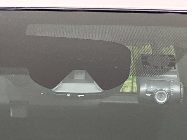 エクストレイル ２０Ｘ　ハイブリッド　エマージェンシーブレーキＰ　４ＷＤ　日産コネクトナビ　全周囲カメラ　リモコンオートバックドア　クルーズコントロール　パーキングアシスト　ＬＥＤヘッドライト　オートライト　インテリキー　撥水シート　シートヒーター　ＥＴＣ（3枚目）