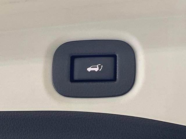 エクストレイル ２０Ｘ　ハイブリッド　エマージェンシーブレーキＰ　４ＷＤ　日産コネクトナビ　全周囲カメラ　リモコンオートバックドア　クルーズコントロール　パーキングアシスト　ＬＥＤヘッドライト　オートライト　インテリキー　撥水シート　シートヒーター　ＥＴＣ（6枚目）