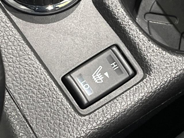 エクストレイル ２０Ｘ　ハイブリッド　エマージェンシーブレーキＰ　４ＷＤ　日産コネクトナビ　全周囲カメラ　リモコンオートバックドア　クルーズコントロール　パーキングアシスト　ＬＥＤヘッドライト　オートライト　インテリキー　撥水シート　シートヒーター　ＥＴＣ（7枚目）