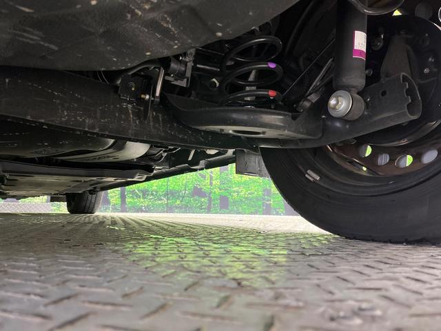 ノート Ｘ　純正９型ナビ　ＬＥＤヘッドライト　オートライト　インテリキー　エマージェンシーブレーキ　ステアリングスイッチ　オートエアコン　ハイビームアシスト　後席リクライニング機能　電動格納ミラー　禁煙車（21枚目）