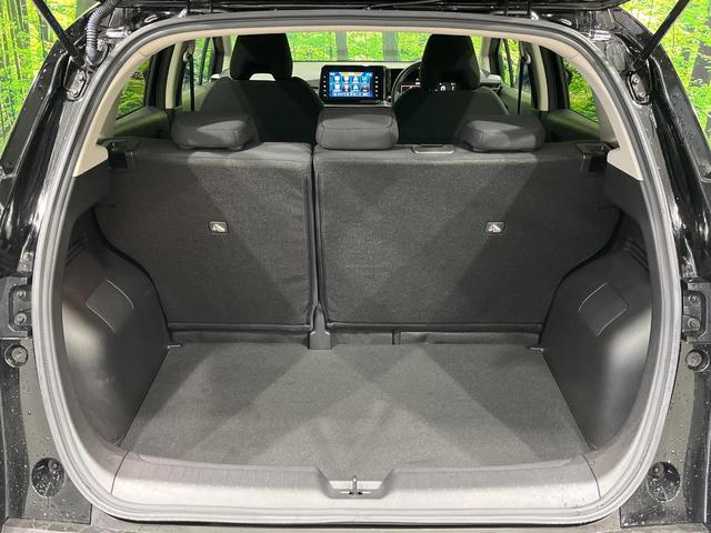 ノート Ｘ　純正９型ナビ　ＬＥＤヘッドライト　オートライト　インテリキー　エマージェンシーブレーキ　ステアリングスイッチ　オートエアコン　ハイビームアシスト　後席リクライニング機能　電動格納ミラー　禁煙車（28枚目）