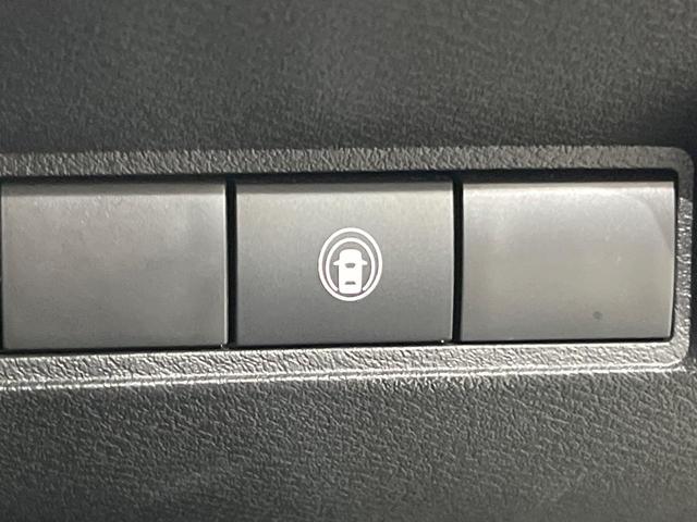 ノート Ｘ　純正９型ナビ　ＬＥＤヘッドライト　オートライト　インテリキー　エマージェンシーブレーキ　ステアリングスイッチ　オートエアコン　ハイビームアシスト　後席リクライニング機能　電動格納ミラー　禁煙車（34枚目）