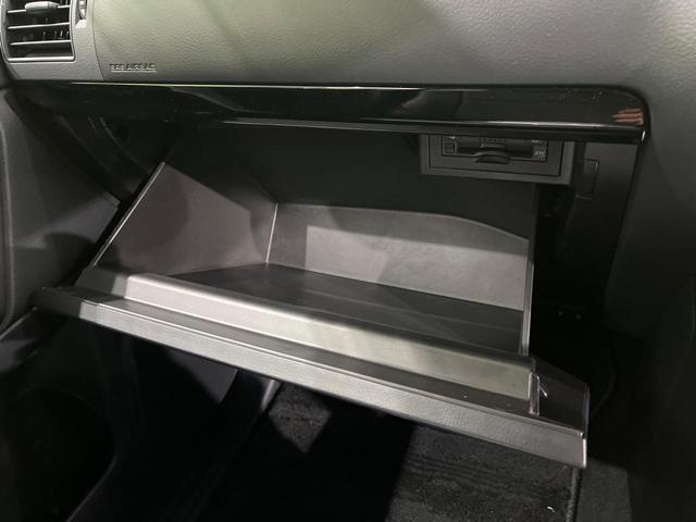 ランドクルーザープラド ＴＸ　後期　ディーゼル　７人乗　純正ナビ　バックカメラ　セーフティセンス　レーダークルーズ　ＬＥＤヘッド　オートライト　スマートキー　ＥＴＣ　革ウッドコンビステアリング　ステアリングスイッチ　オートエアコン（24枚目）