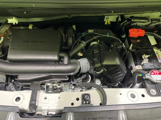 N-BOXカスタム ベースグレード 純正8型ナビ フルセグ バックカメラ ホンダセンシング アダプティブクルーズ 片側電動スライド LEDヘッド オートライト スマートキー シートヒーター オートエアコン アームレスト シートリフター(18枚目)